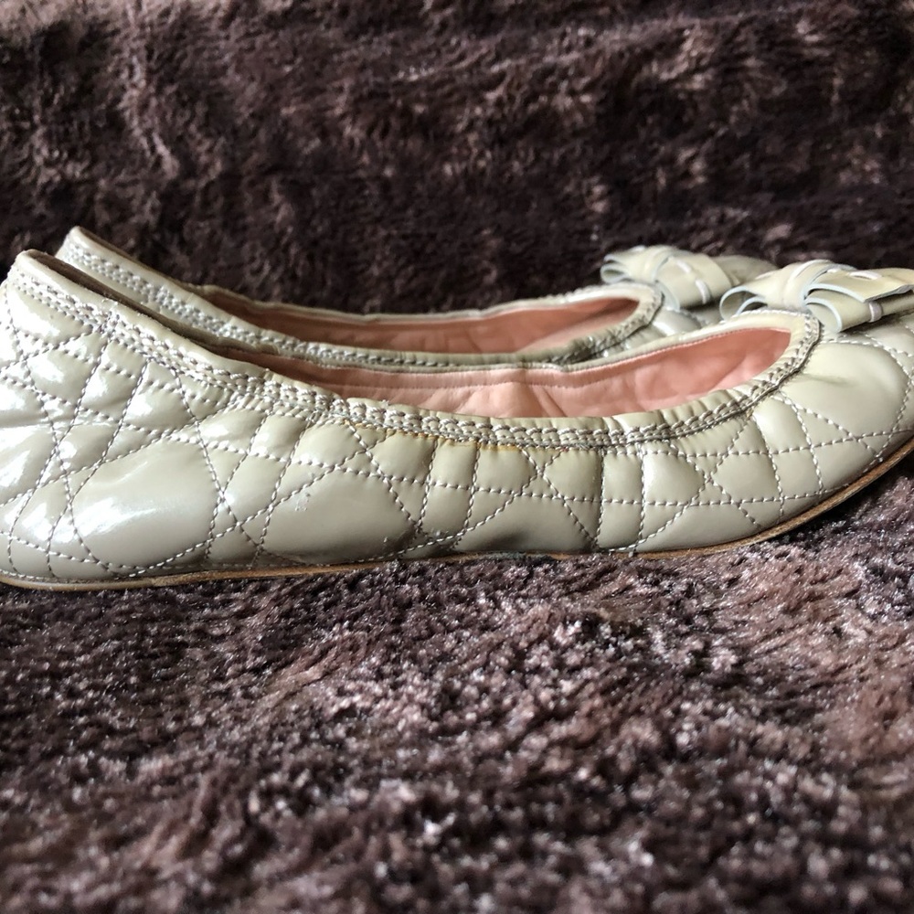 Authentic Chrstian Dior Pre-owned Beige Patent Ballet flats - Picture 5 of 13